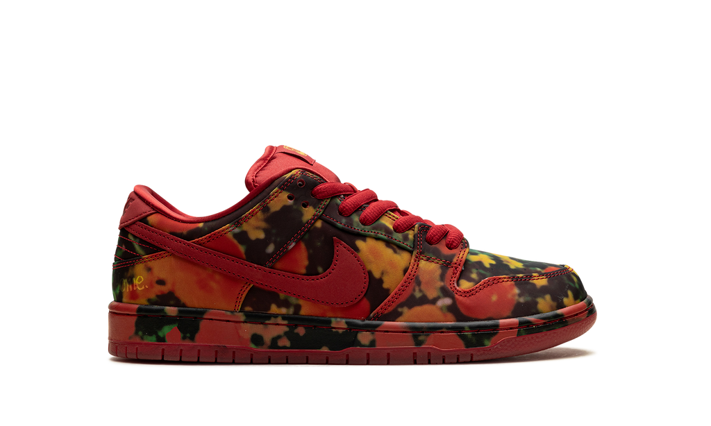 Nike SB Dunk Low "The Wizard of Oz Poppy Field"