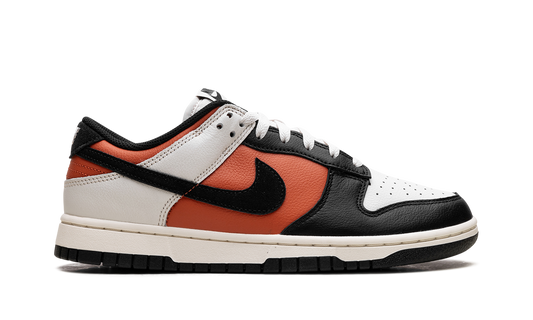 Nike Dunk Low "Vintage Coral"