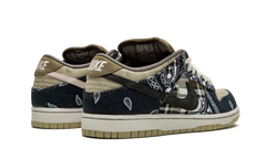 Nike SB Dunk Low x Travis Scott "Paisley Regular Box"