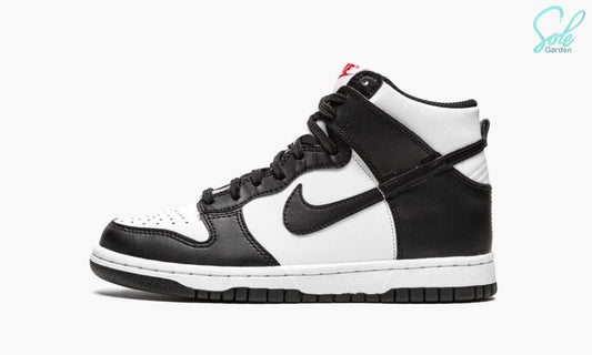 Nike Dunk High "Panda"