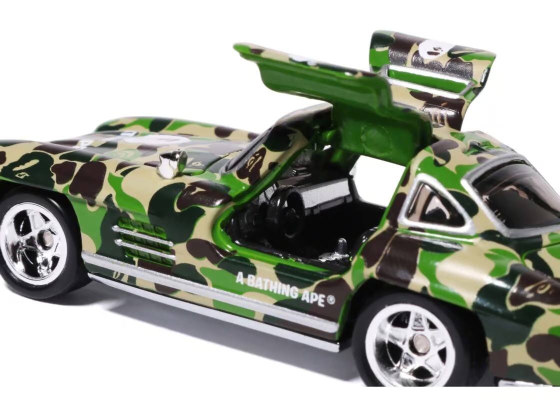 Hot Wheels x BAPE "1955 Mercedes-Benz 300 SL"