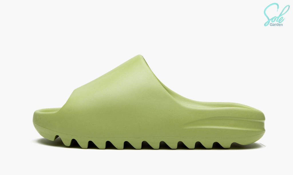 Adidas Yeezy Slide  “Resin”